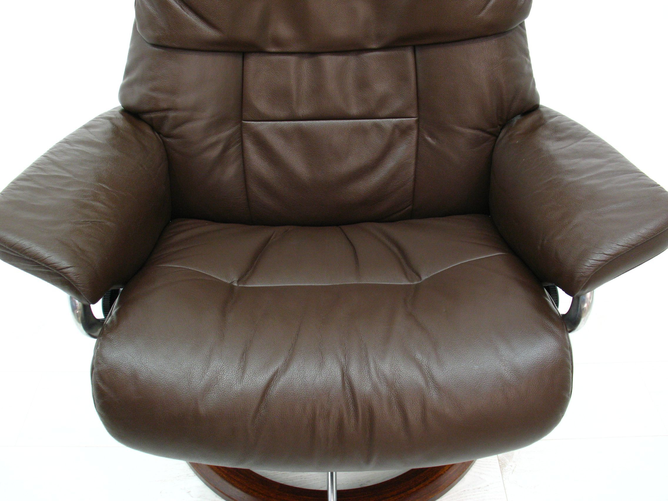 Norwegian Leather Stressless Reno Signature from Ekornes