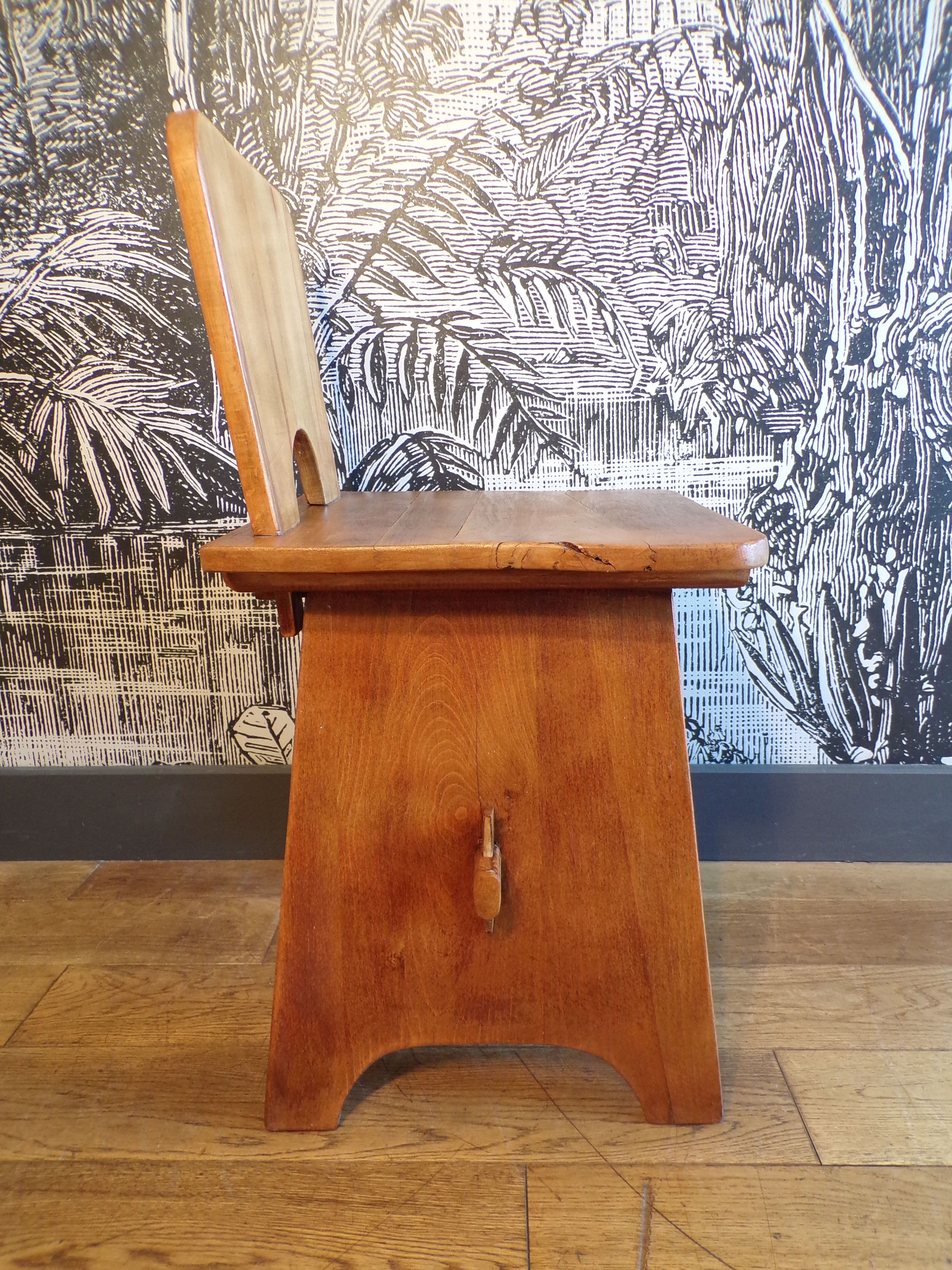 Reconstruction chair