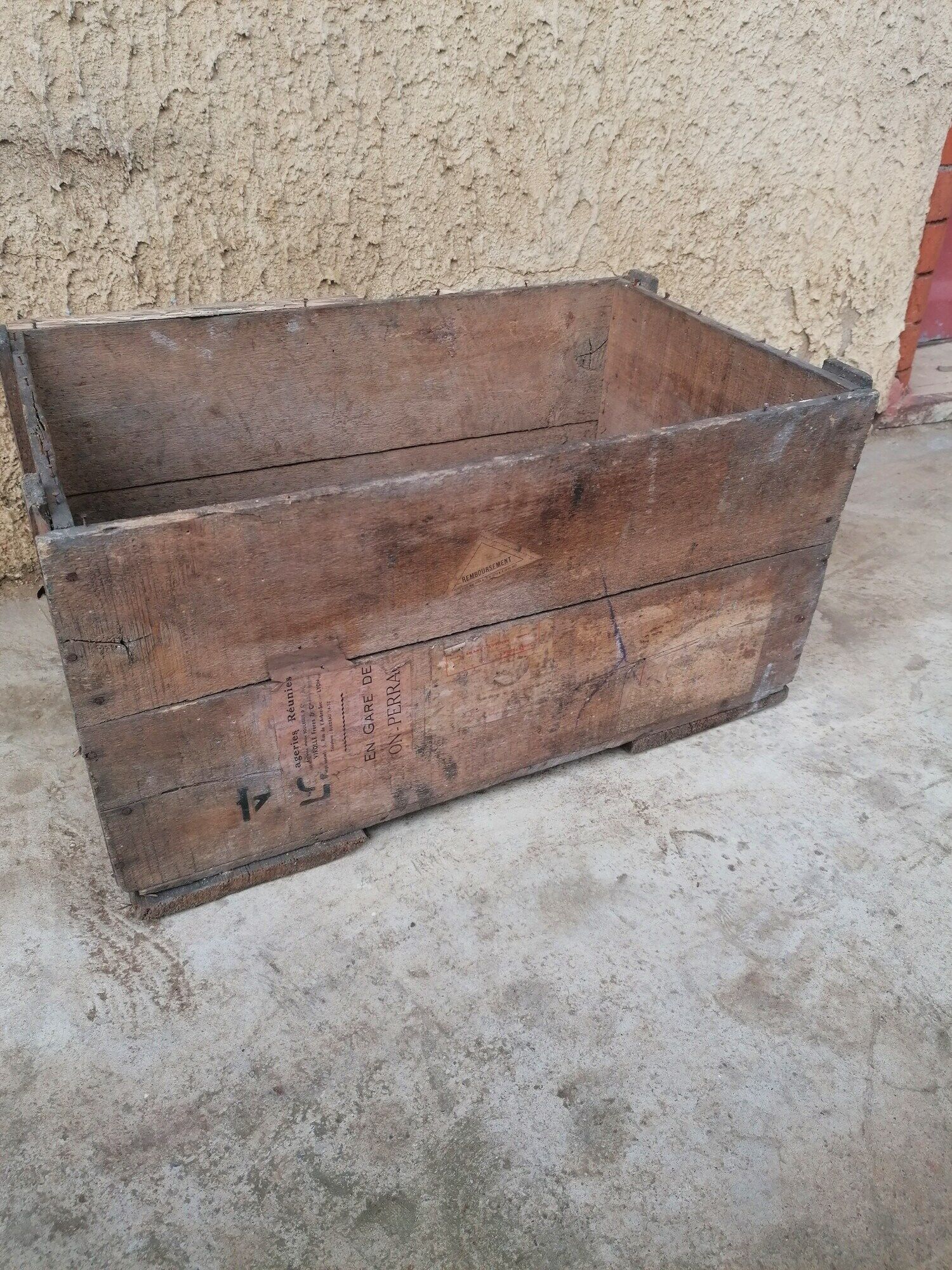 Former wooden transport SNCF case, France