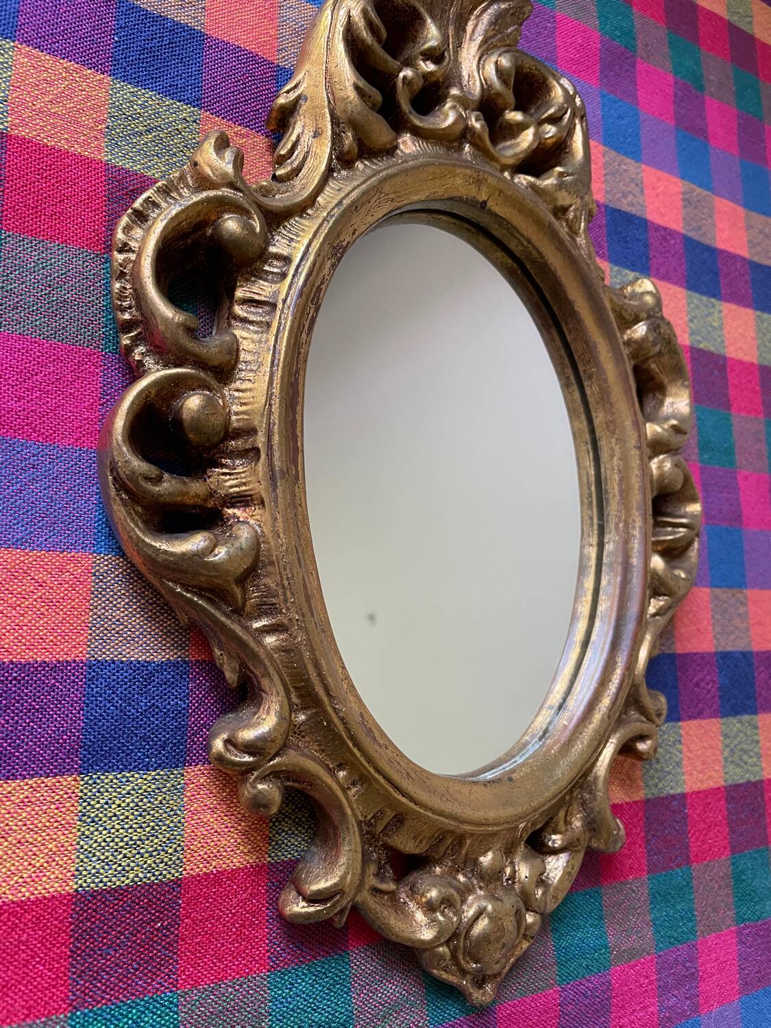 Golden rockery mirror