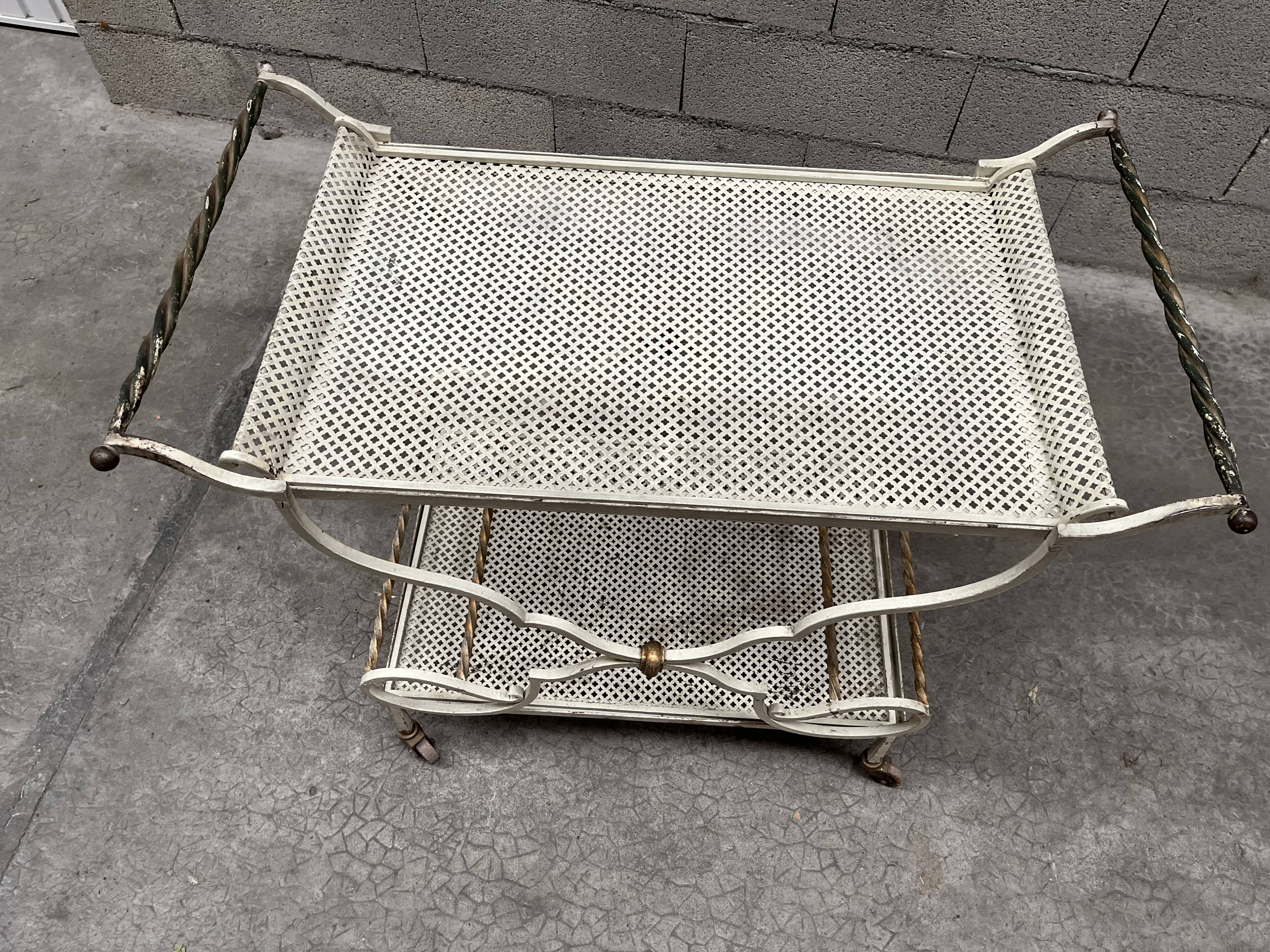 Service in wrought iron of the 60s