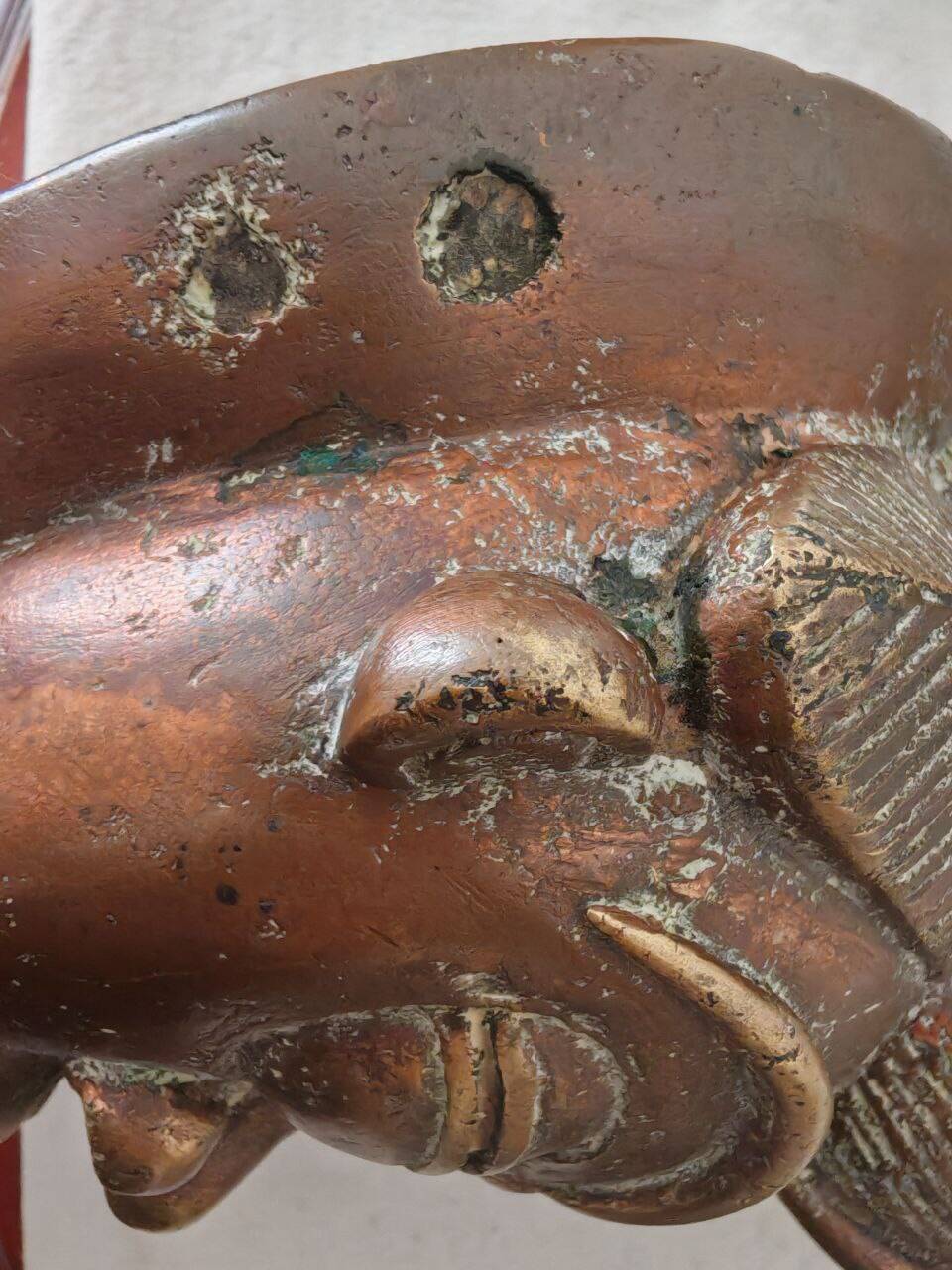 Masque en bronze africain, 19e siècle