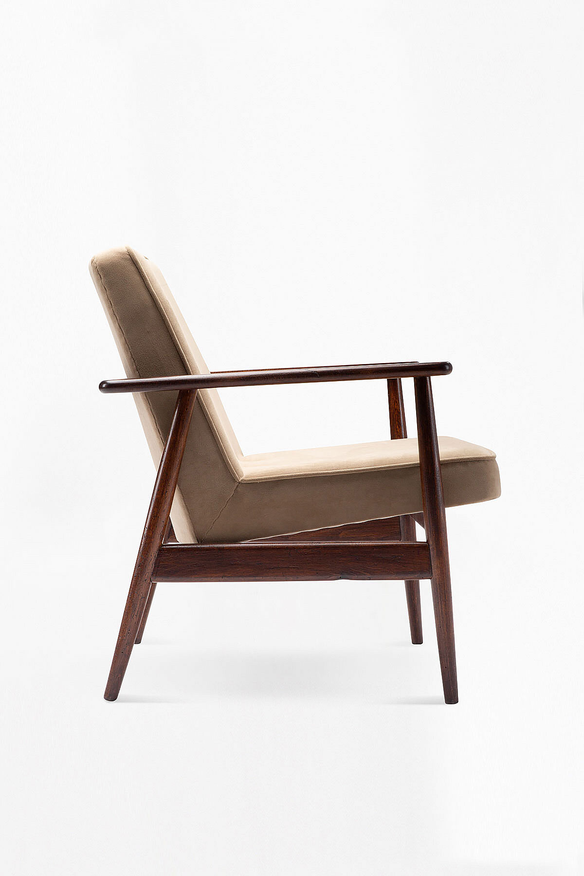 Paire de fauteuils GFM des années 1960