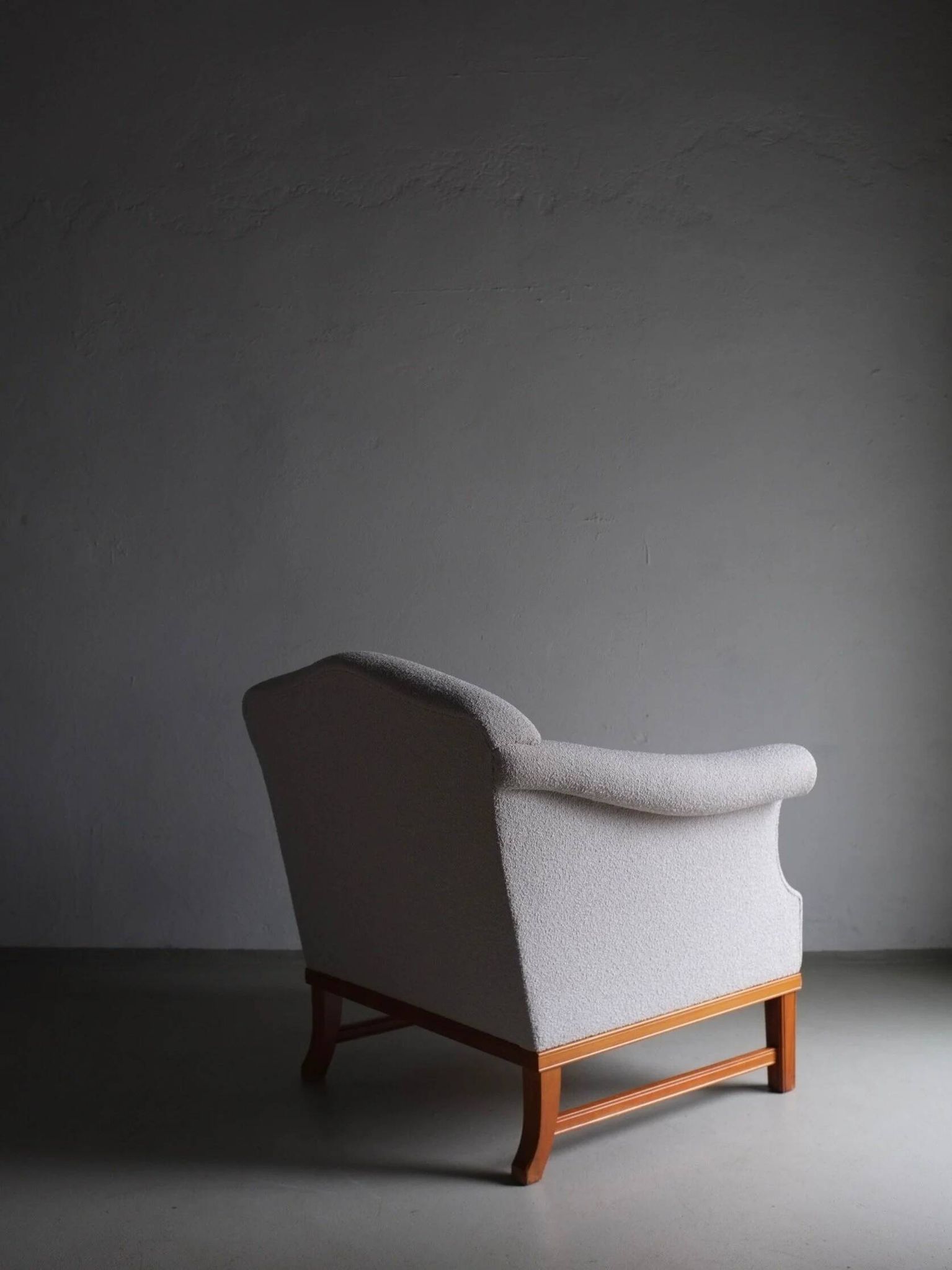 Fauteuil lounge gris bouclé | Suède | Années 1940