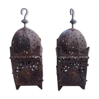Ethnic lantern duo
