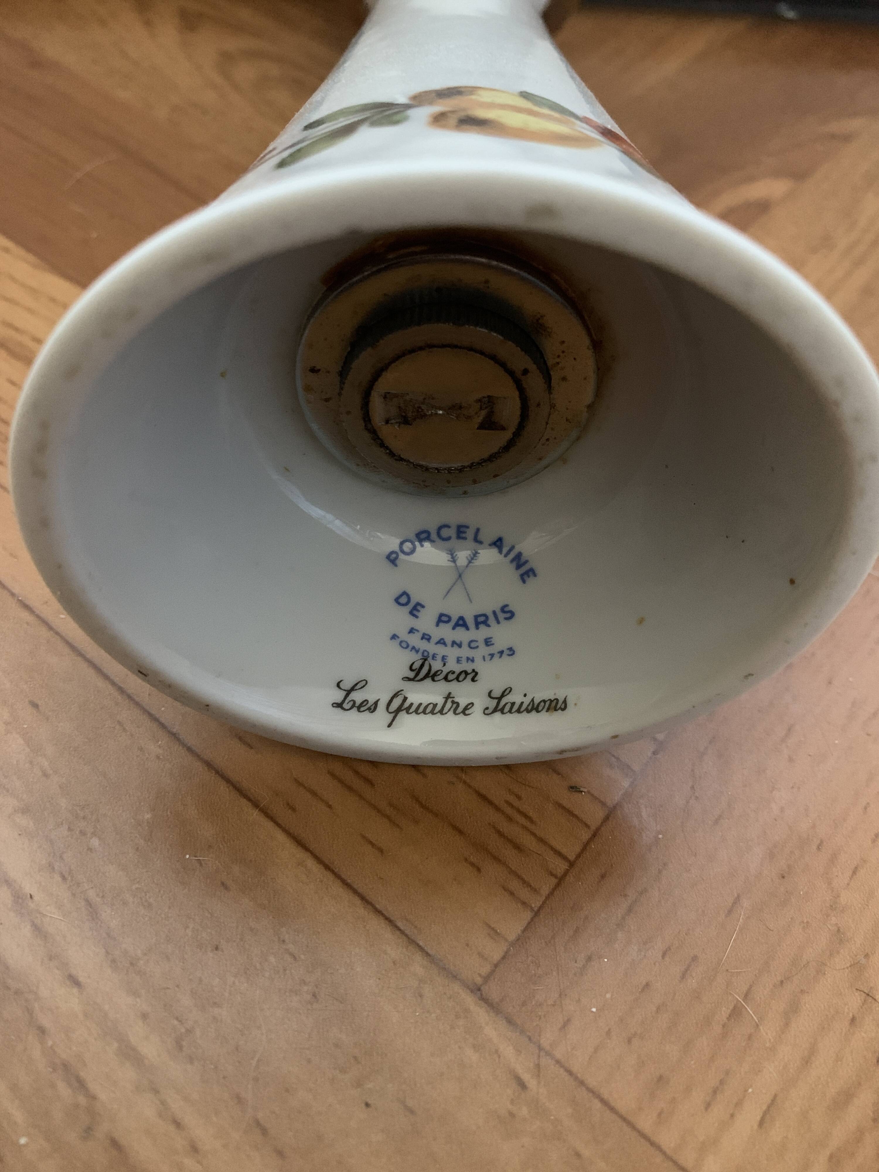 Paris porcelain pepper pot