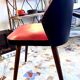 Chaise de bureau rouge