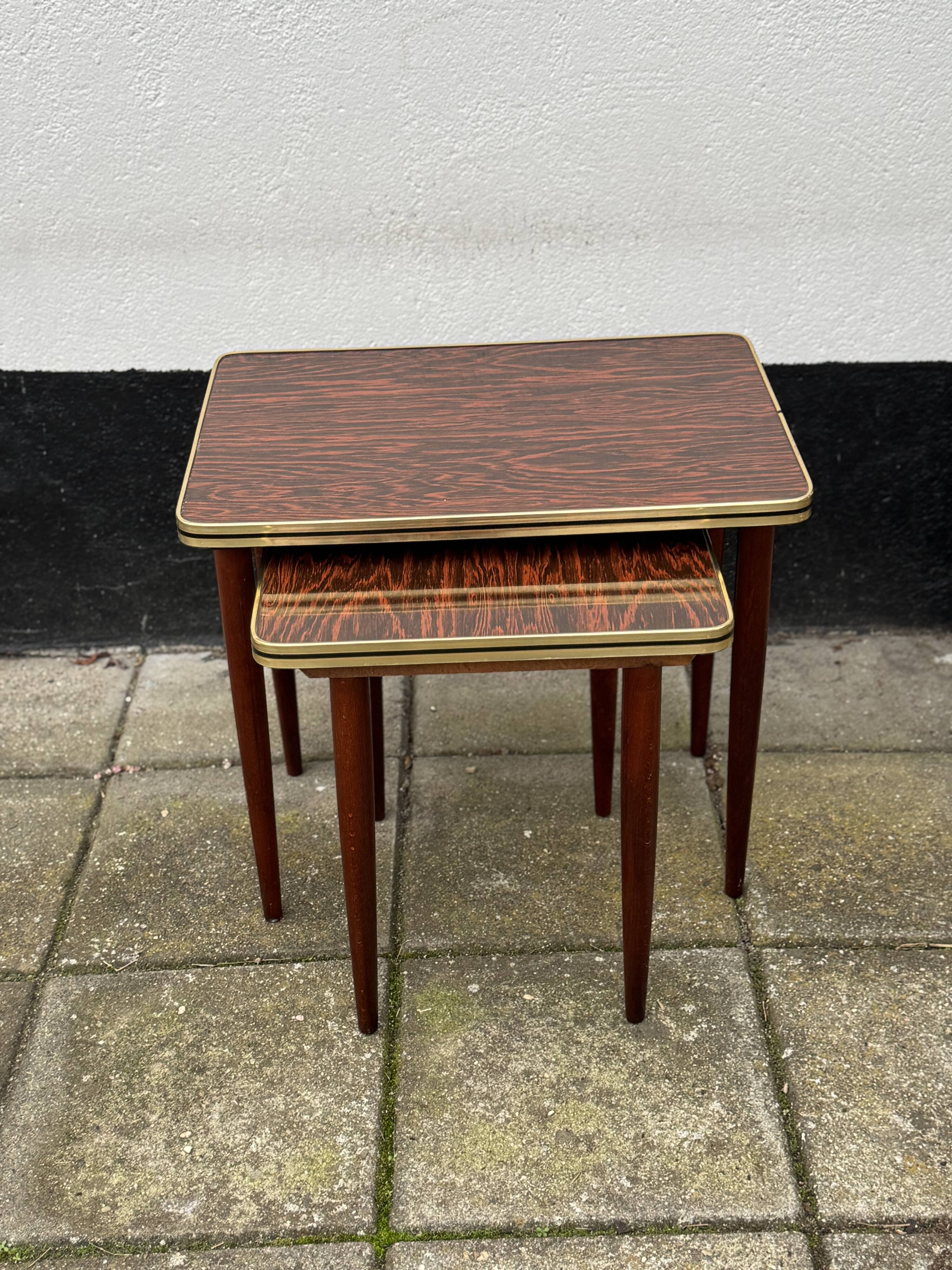 Formica Nesting Table set