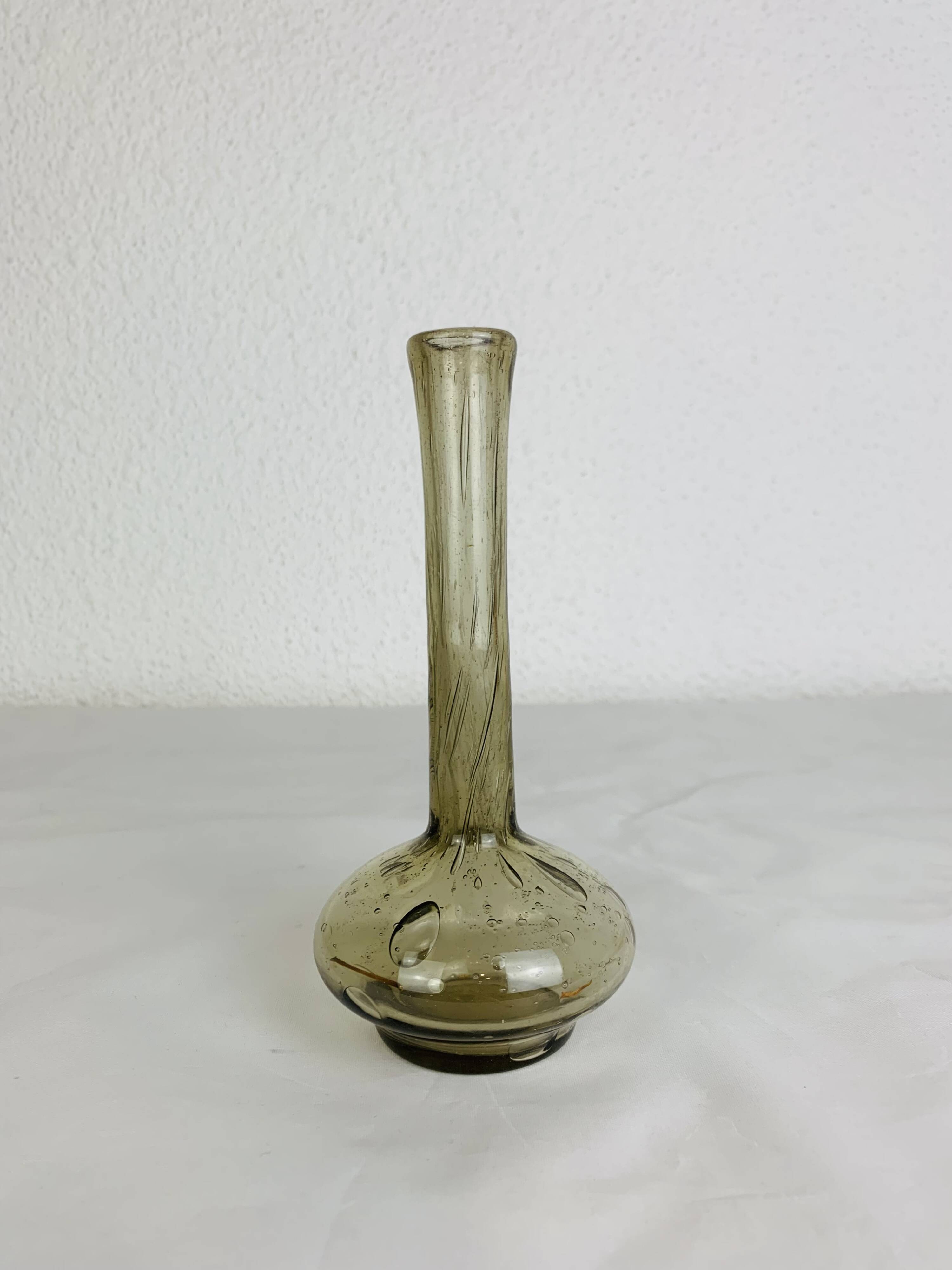Vase soliflore verre bullé fumé