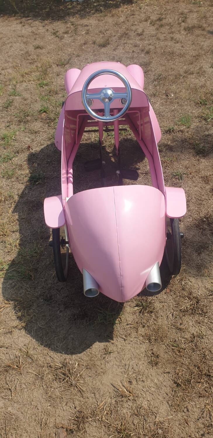 Baghera pedal car