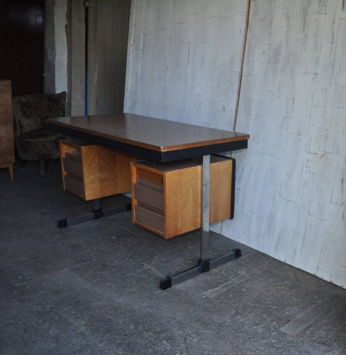 Bureau in Bauhaus mid-century style made of wood and black leather, Hungarian 1960s.