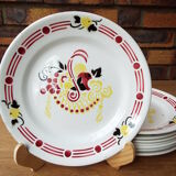 8 assiettes plates