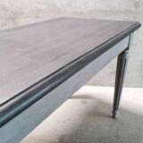 Table / Console
