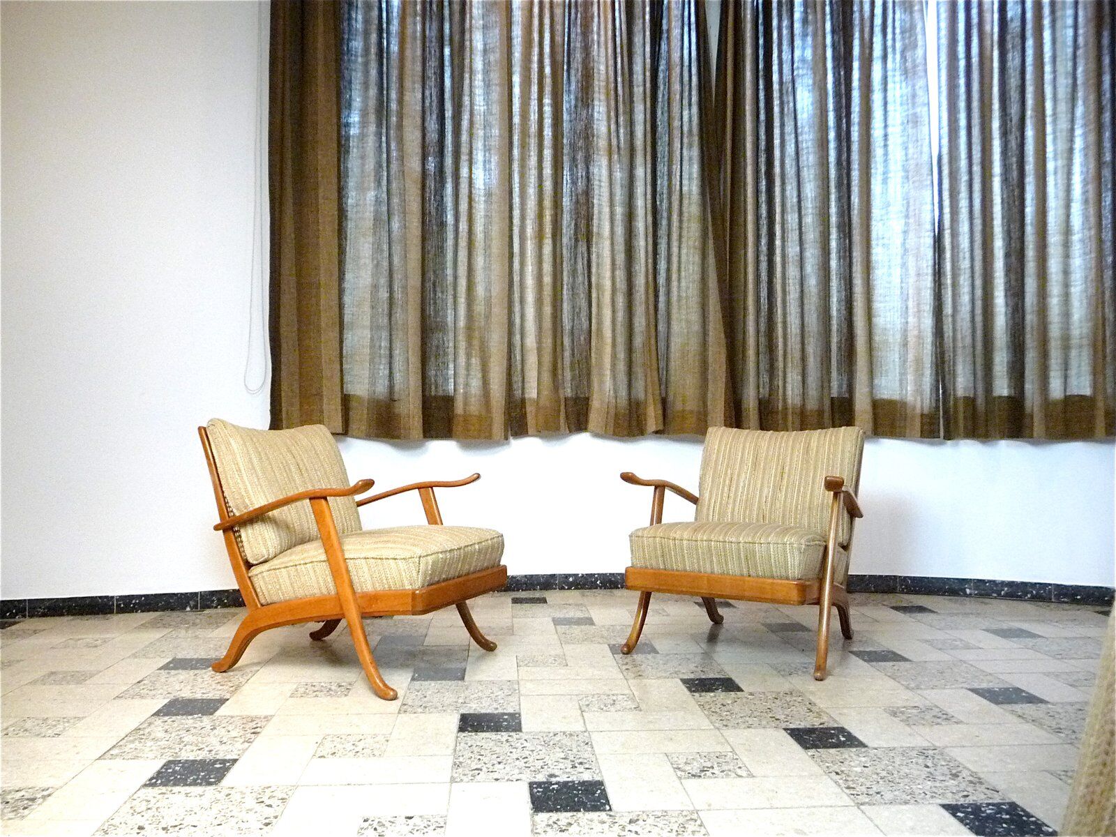 Ensemble de 2 fauteuils des années 50 de style mid-century de Wilhelm Knoll, Allemagne.