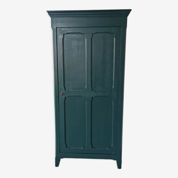 Armoire, bonnetière  parisienne en sapin, de couleur verte