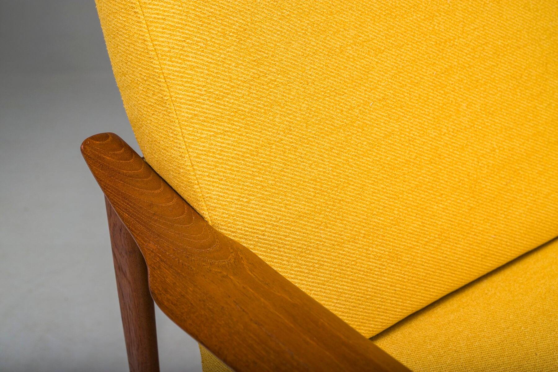 Chaise longue danoise du milieu du siècle en teck attribuée à Ib Kofod-Larsen, années 1960