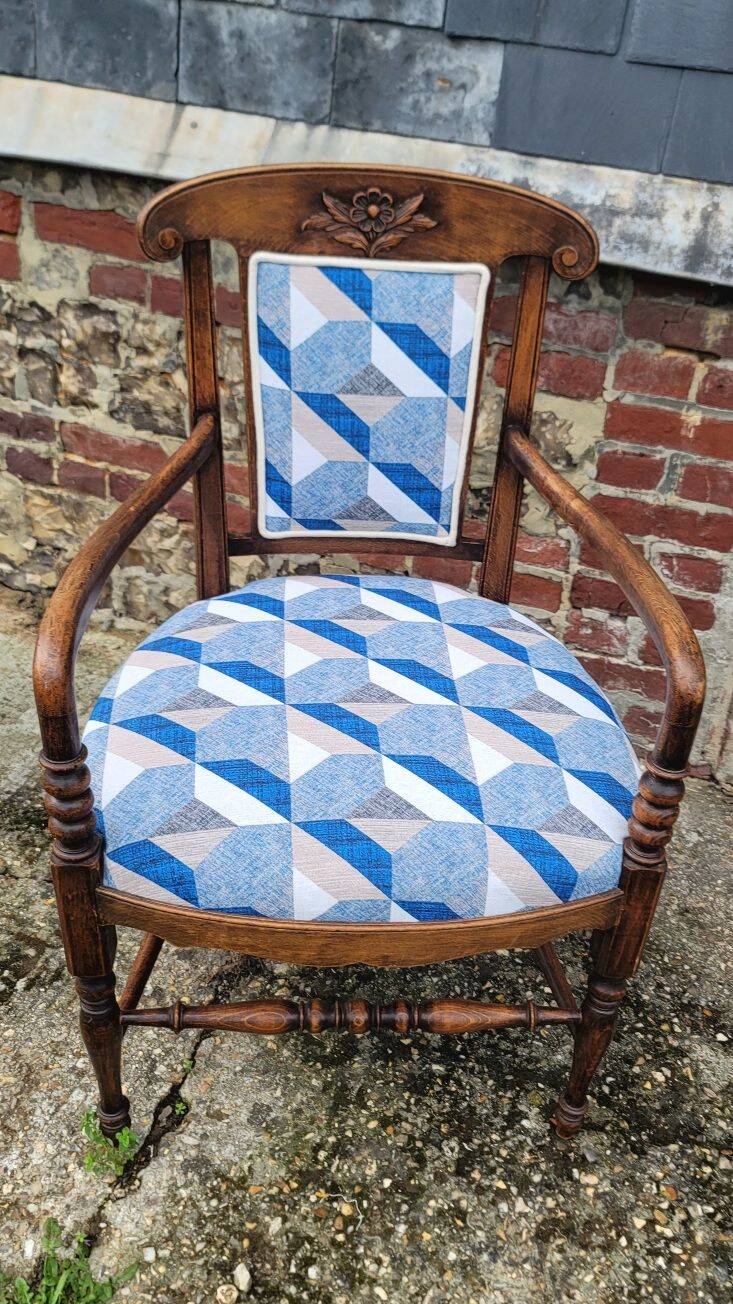 Carved wooden armchair with openwork back, late 19th century