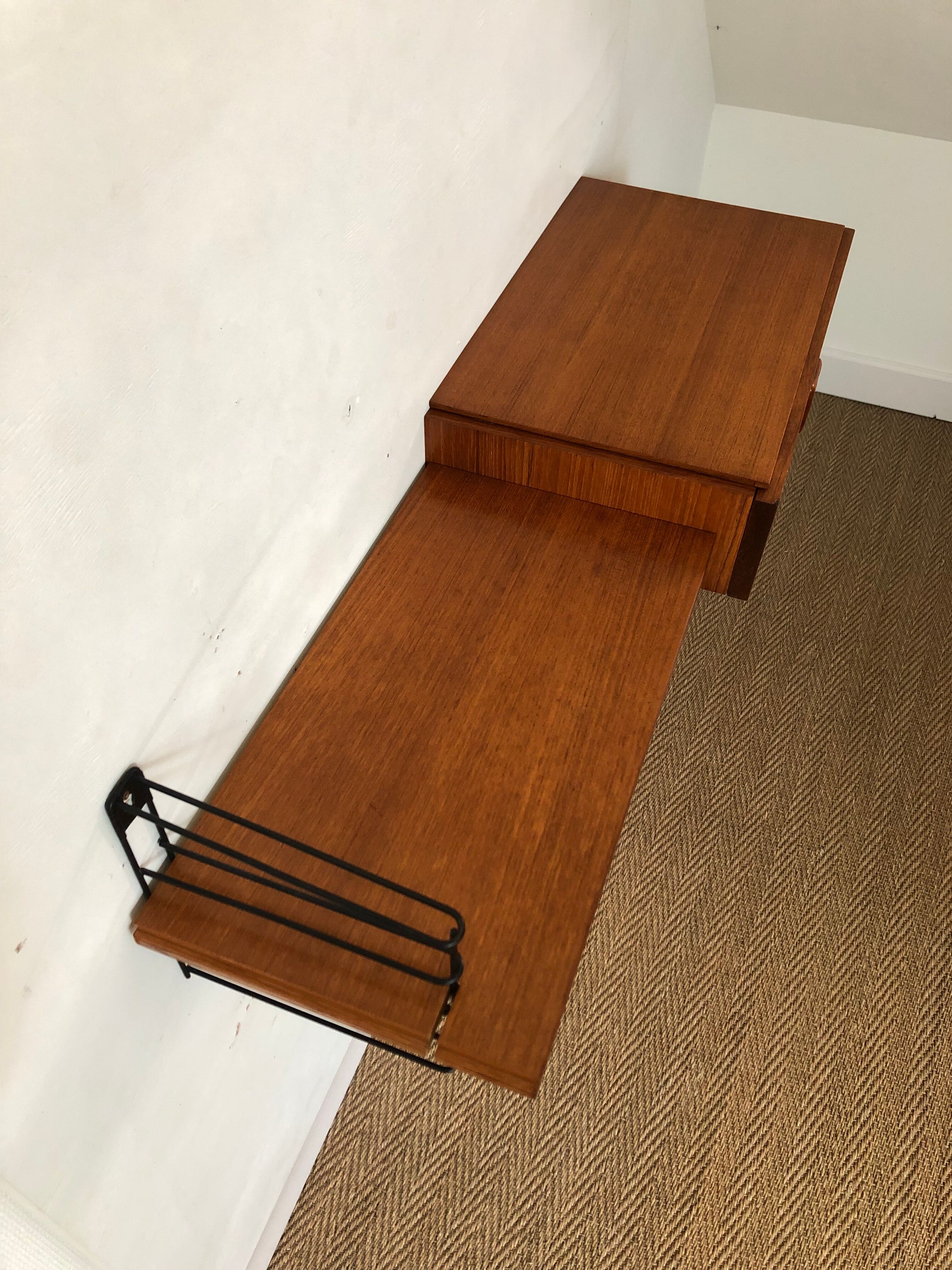 Wall console