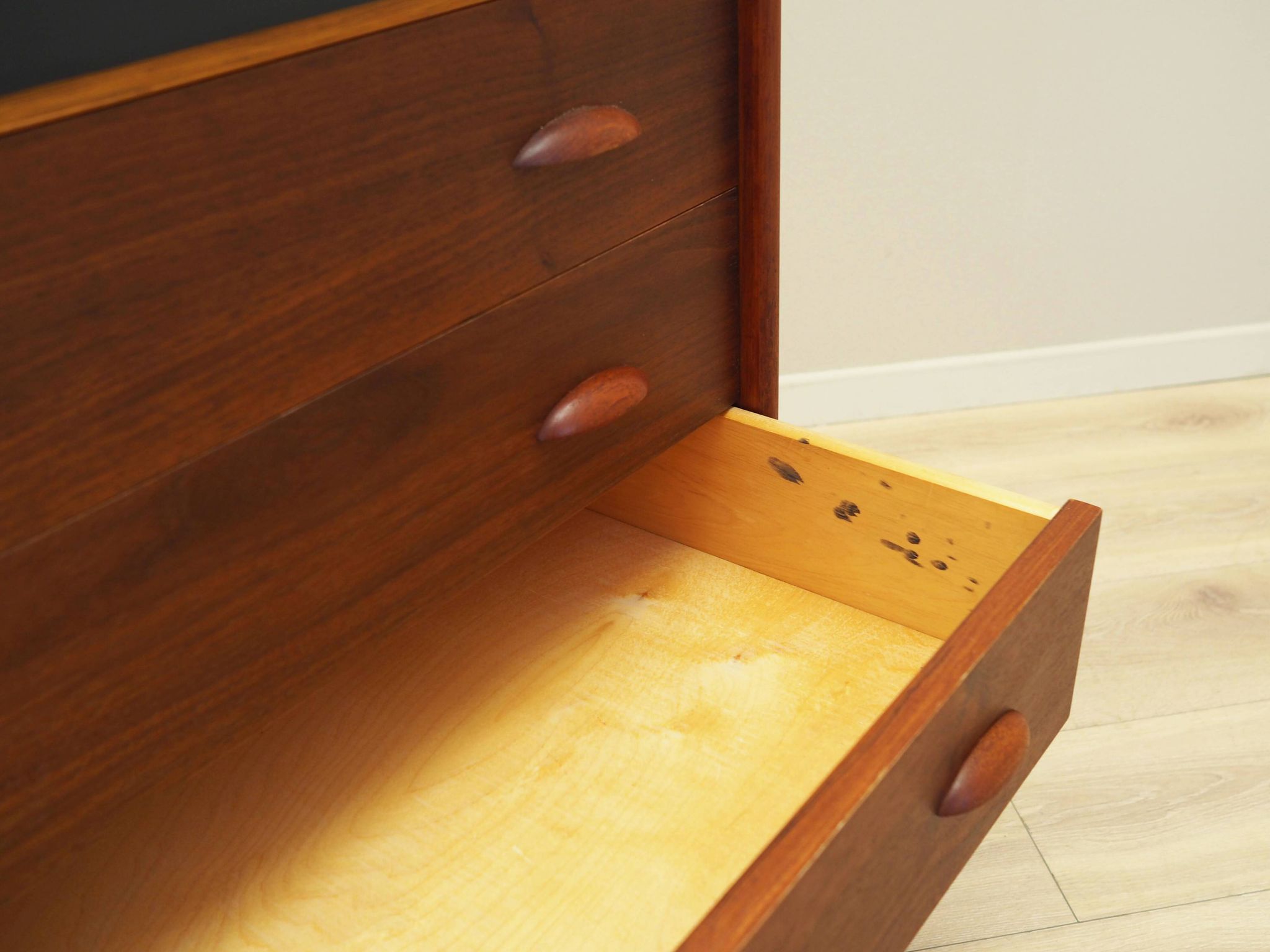 Coiffeuse en teck, design danois, années 1970, production : Danemark