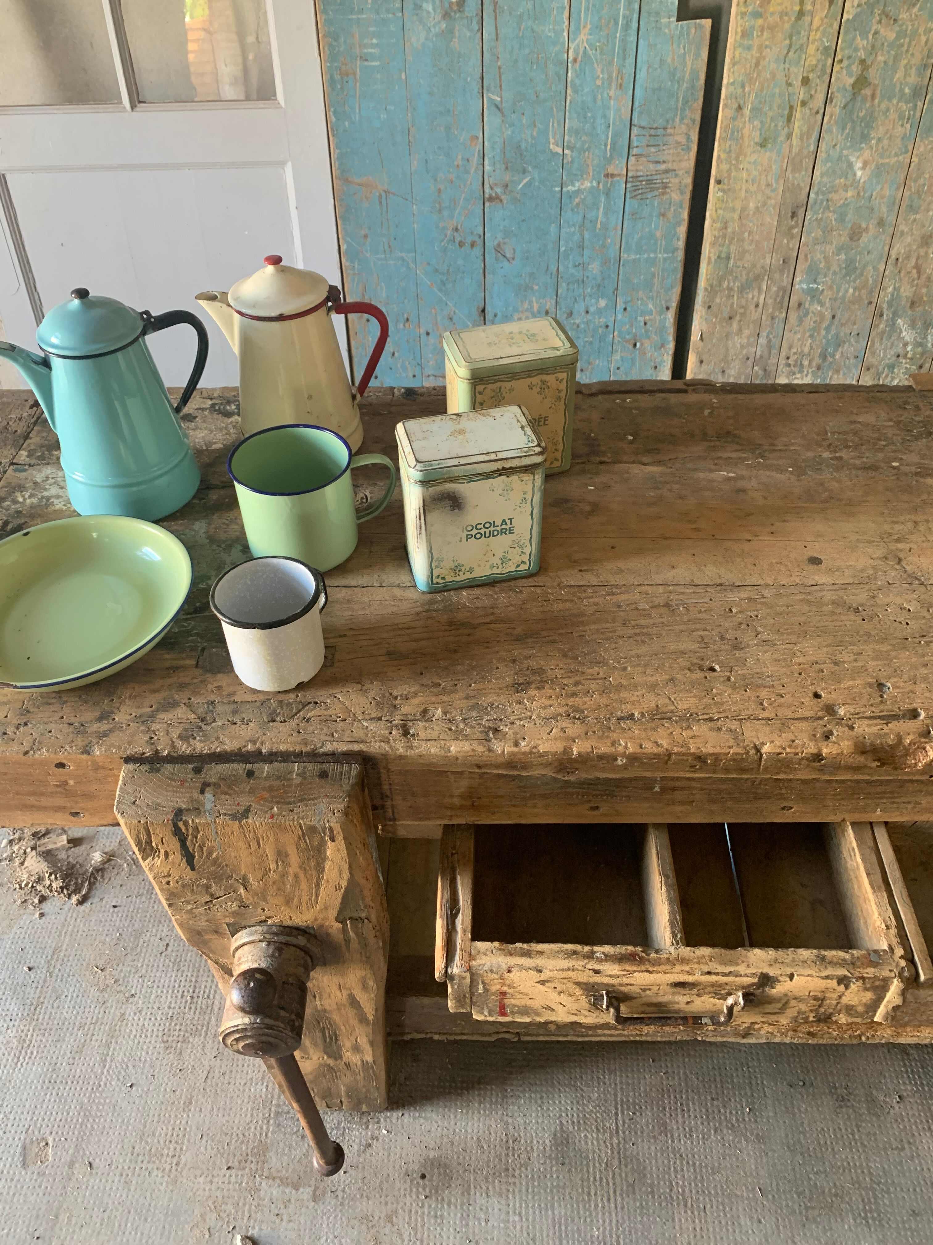 Carpenter's establishment