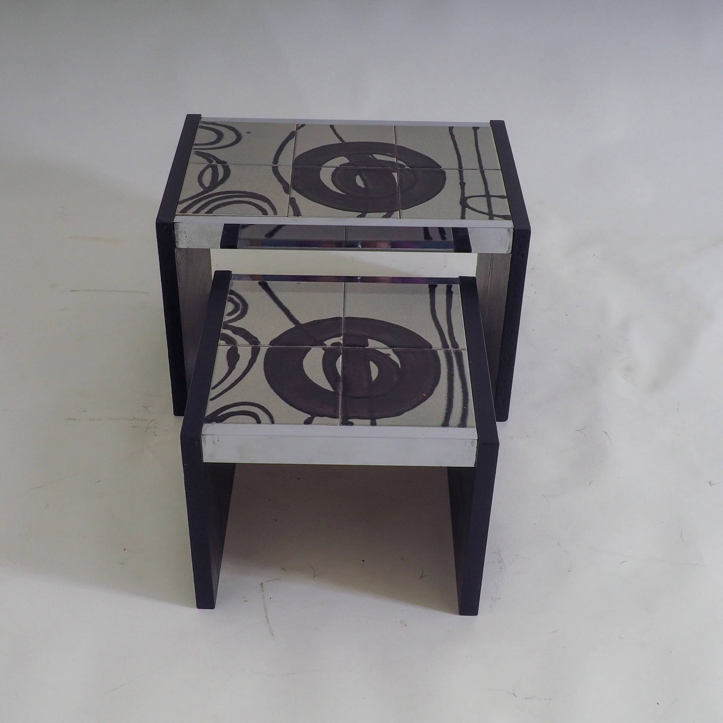 Set of 2 tiled nesting side tables