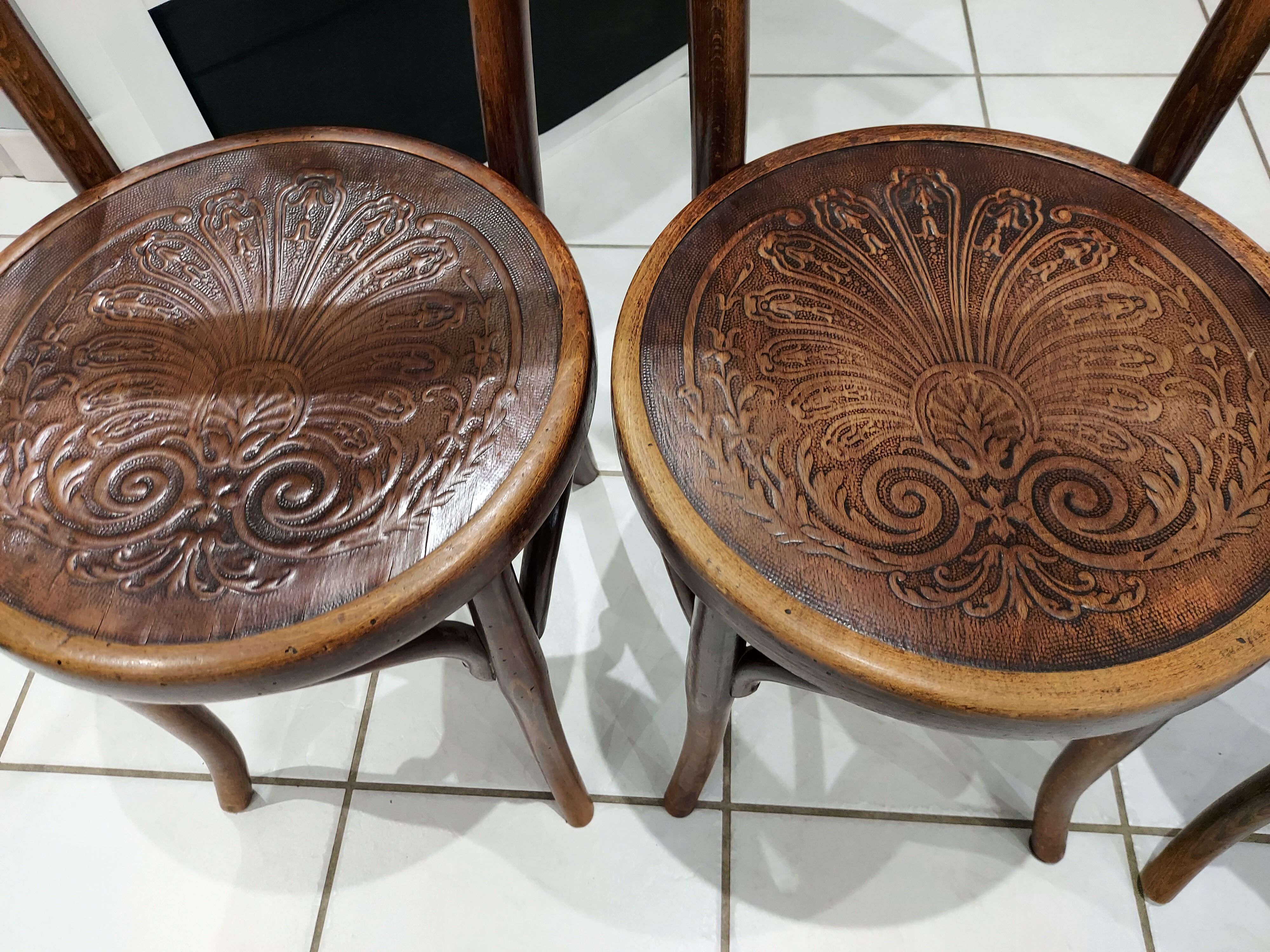 Suite de 4 chaises bistrot Mundus Joseph Hoffmann Austria Bielitz années 1908