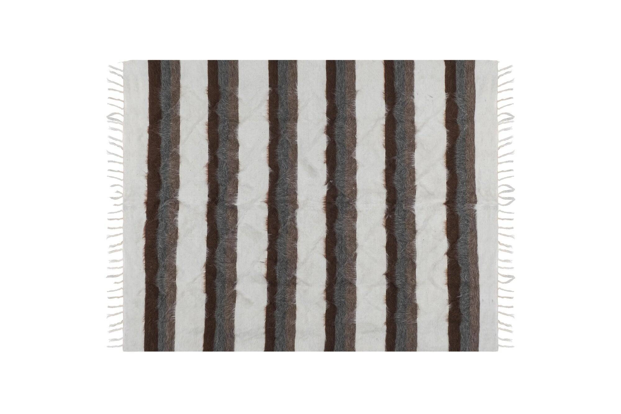 Vintage Turkish handmade rug 160x211 cm