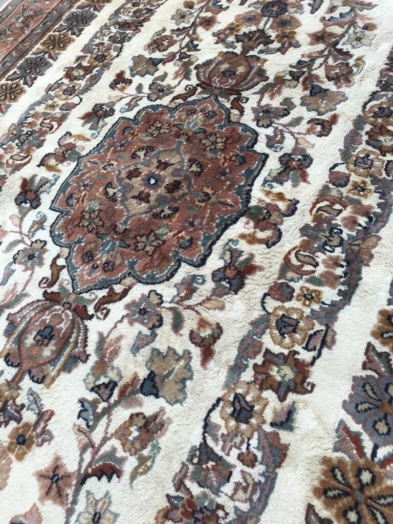 Carpet pakistani Karachi wool and silk 155 x 248 cm