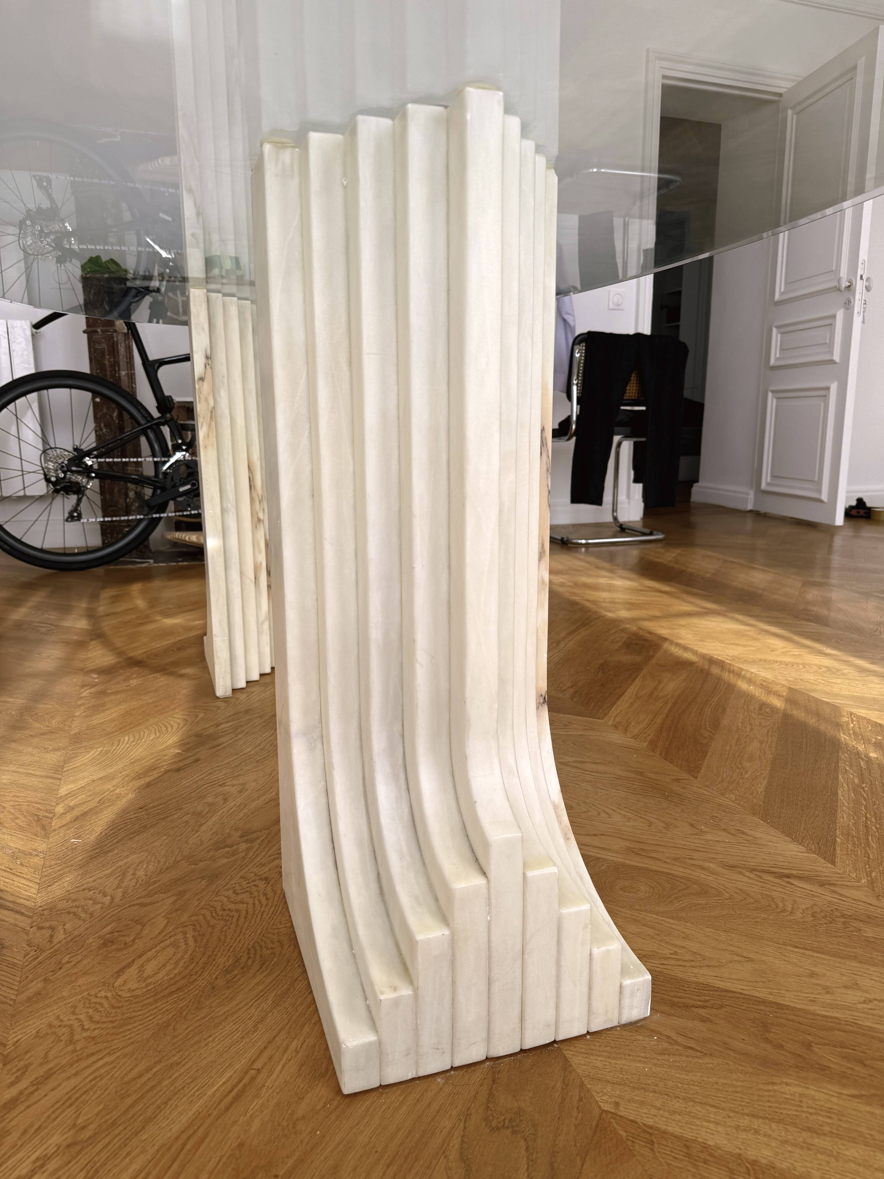 White marble dining table, Samo by Carlo Scarpa, Italy, 1970s