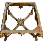 Table de milieu en bois doré table basse Louis XVI