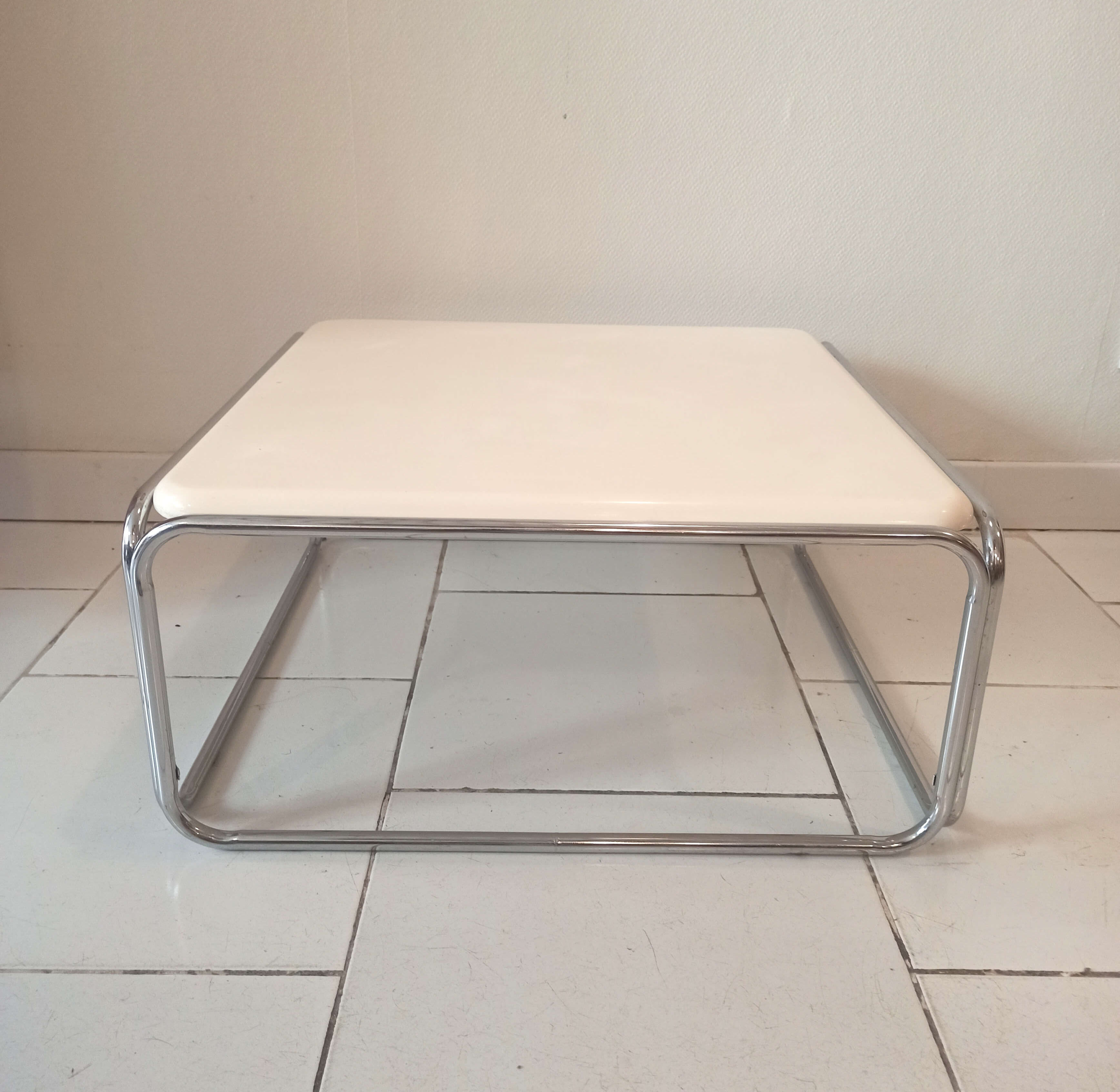 Vintage coffee table 1970 wood and base chrome