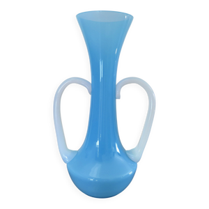 vase soliflore en opaline - bleue