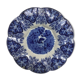 Dish in faience