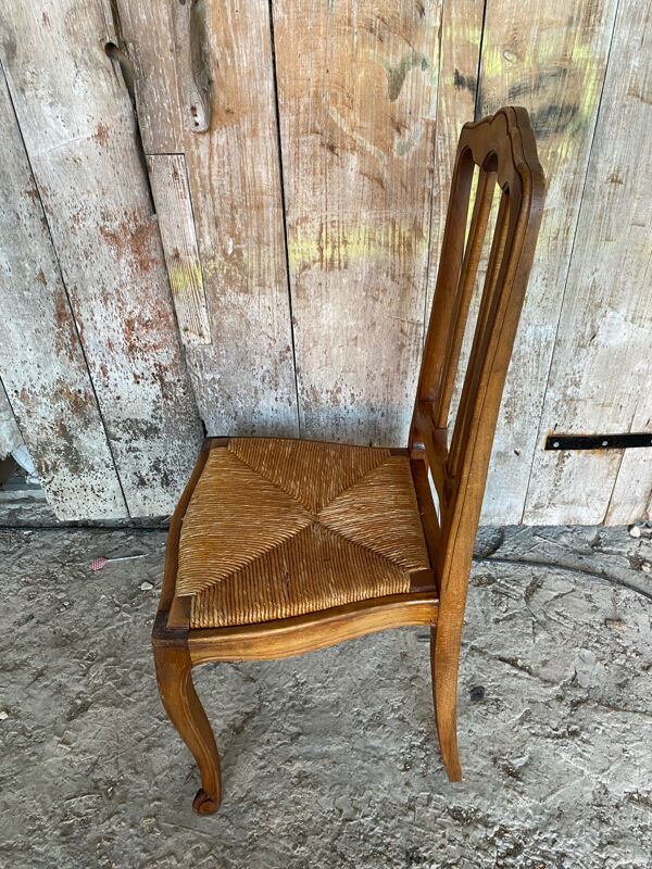 Chaise Art nouveau en bois et assise en paille tressée