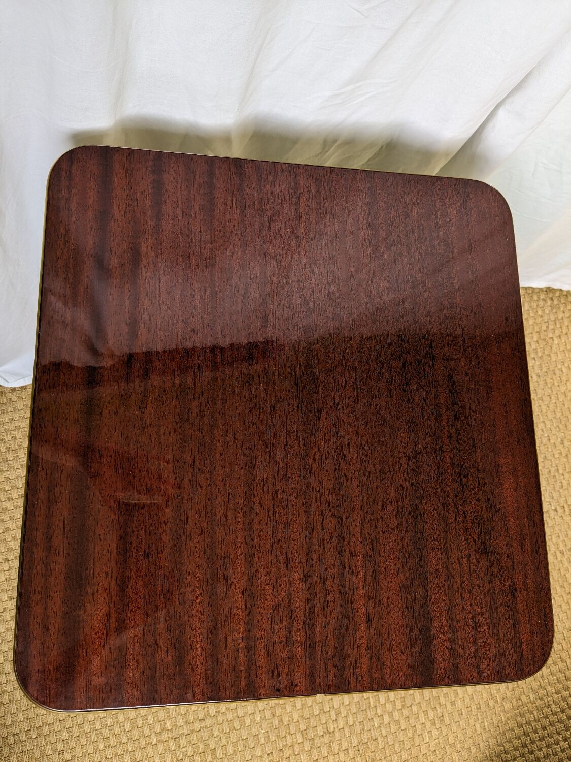 Vinyl table