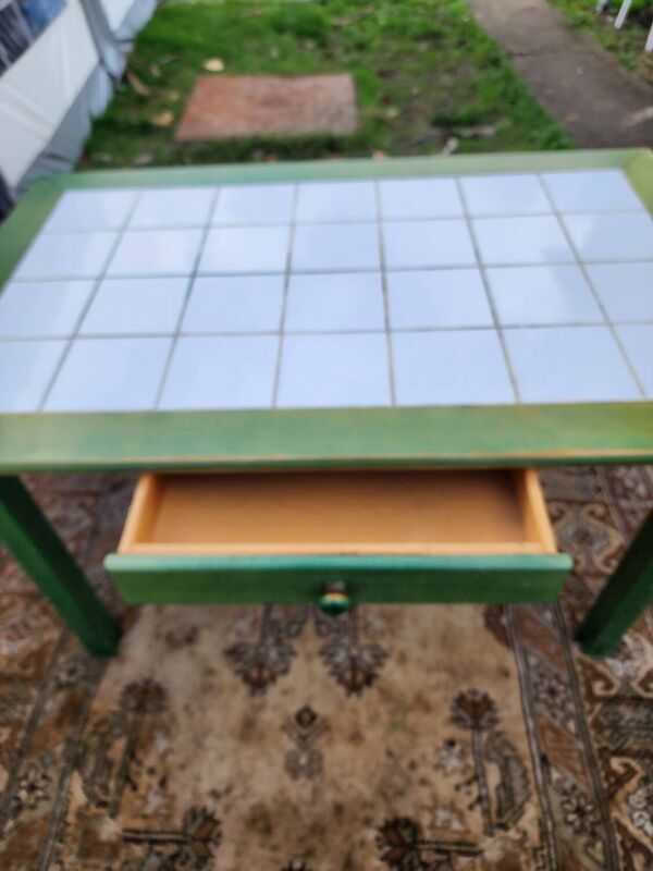 Table de cuisine vintage