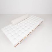 Barcelona daybed by Ludwig Mies van der Rohe fro Knoll, 1980s