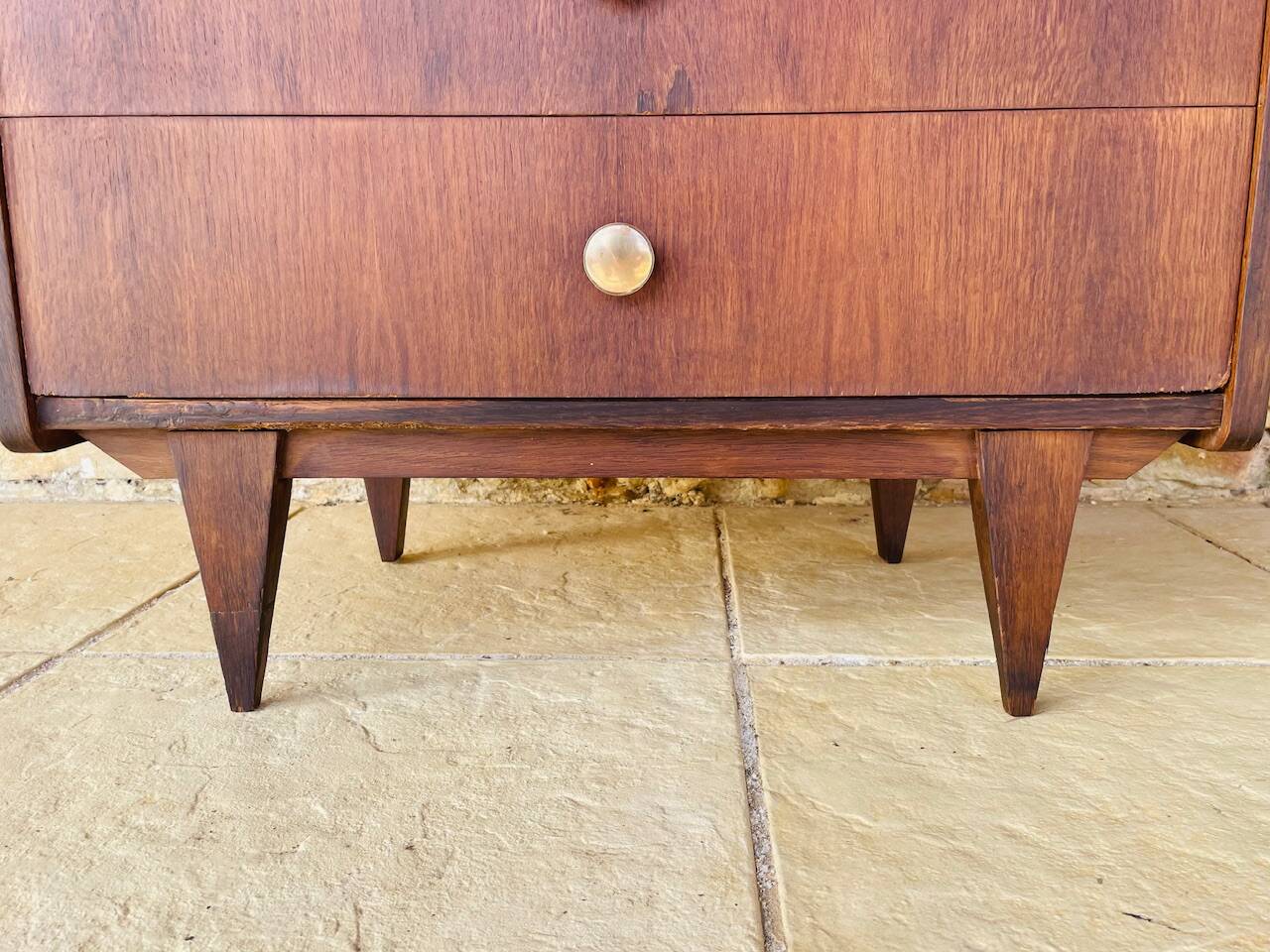 Commode haute vintage en chêne  à 5 tiroirs, circa 1950s