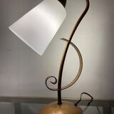Lampe vintage en fer forgé et opaline