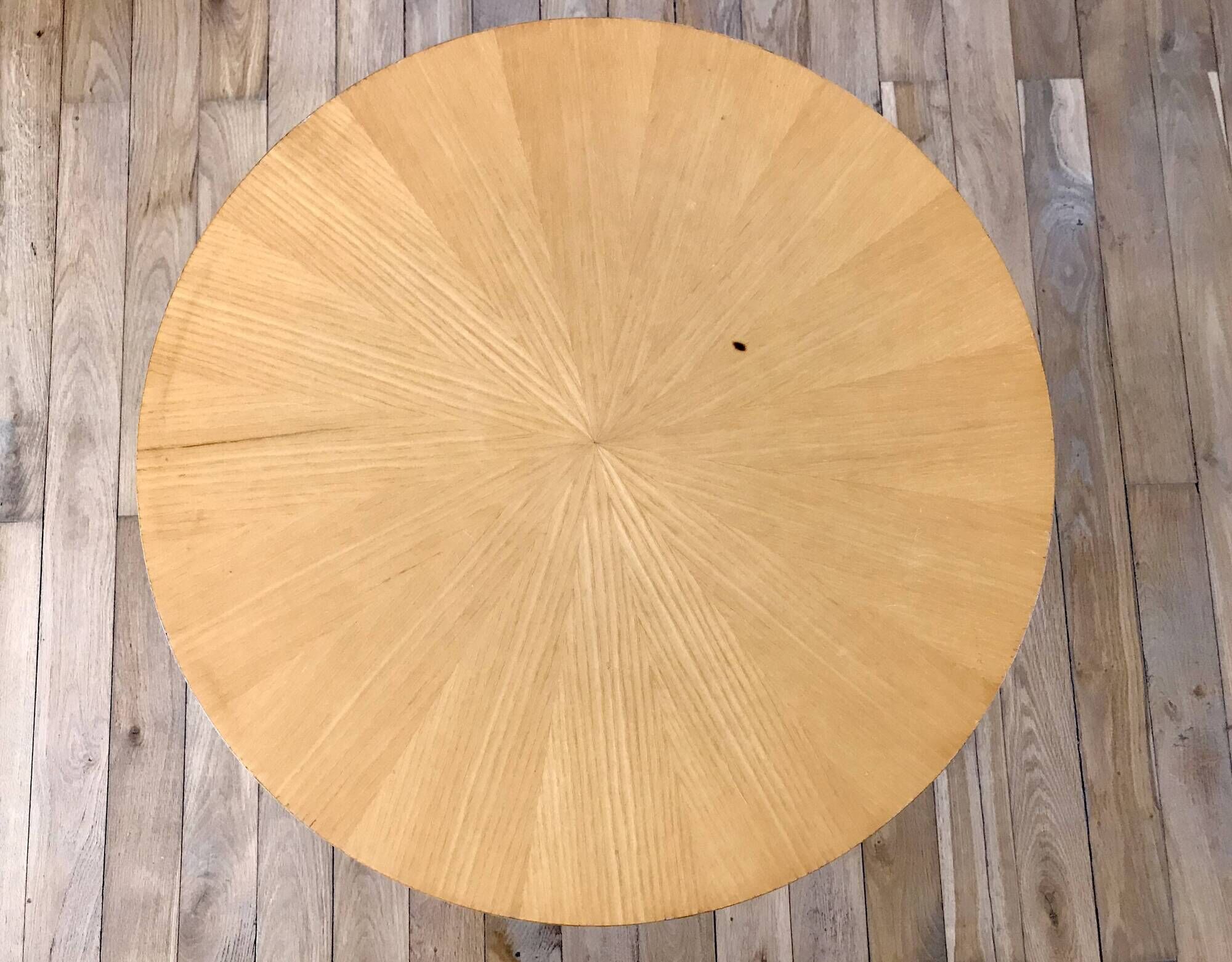 Tripod coffee table in wood and two-tone marquetry Scandinavian design 50s-60s