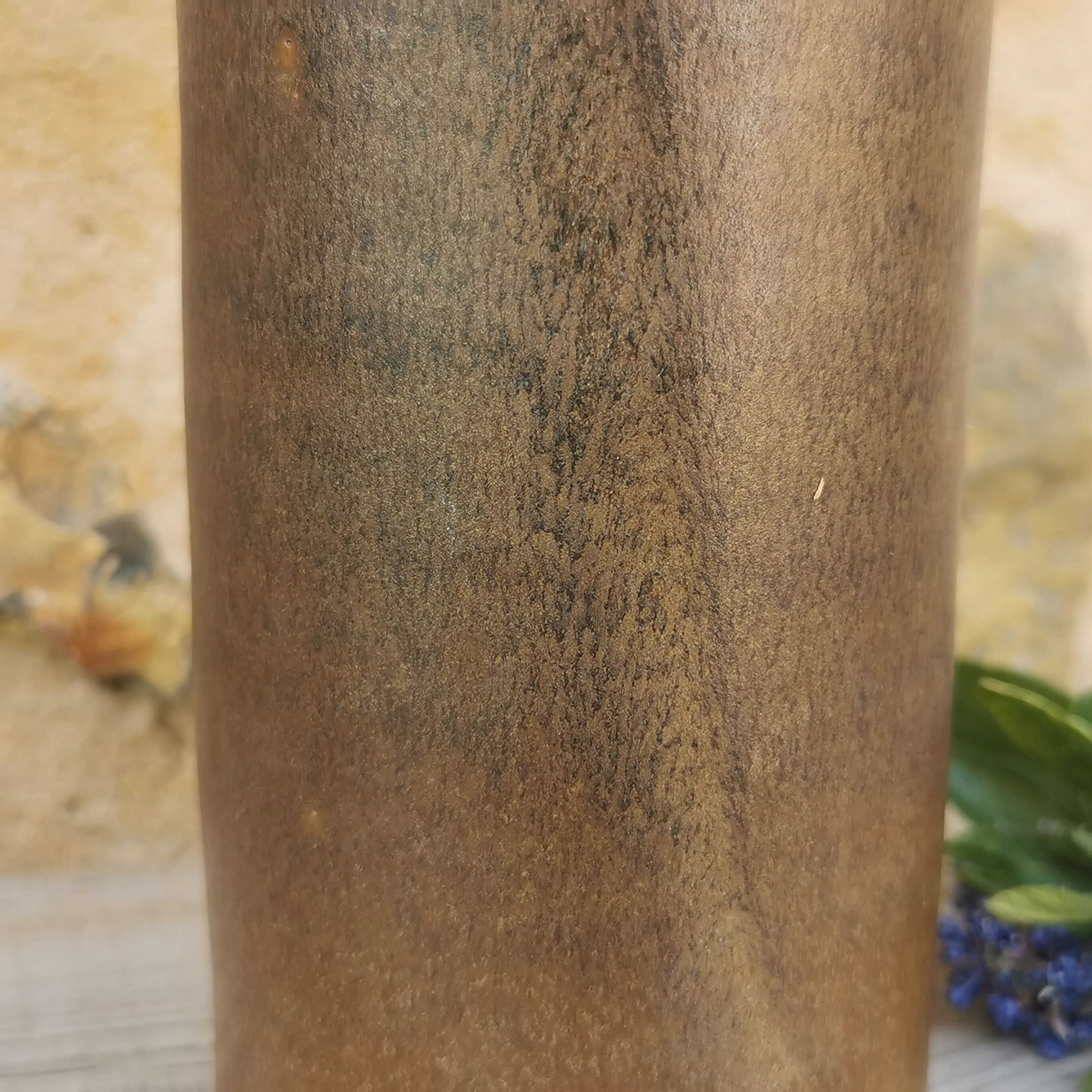 Sandstone roller vase