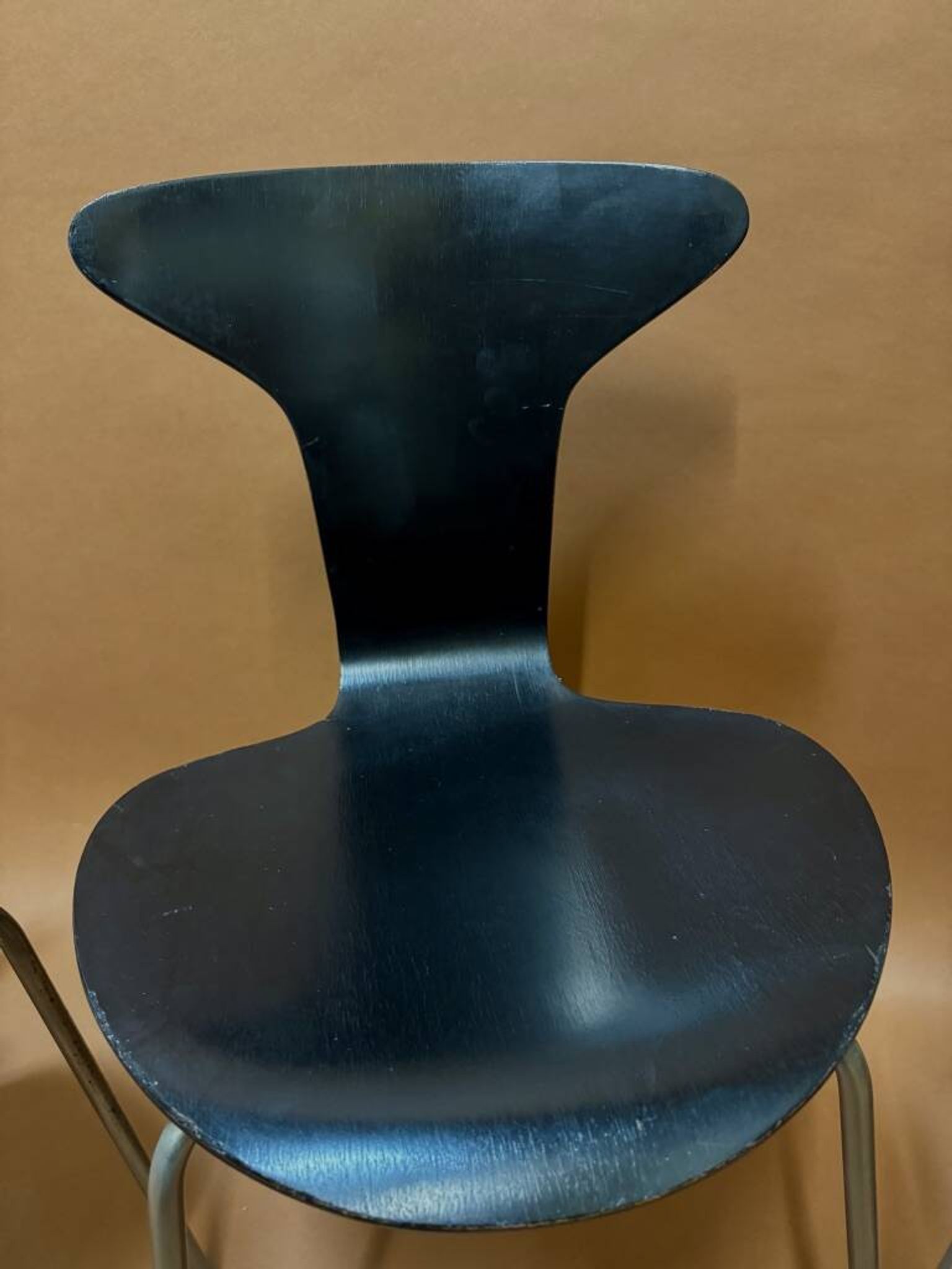 Arne Jacobsen chairs 3105 Mosquito