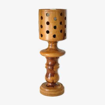 Lampe design vintage en bois d'olivier