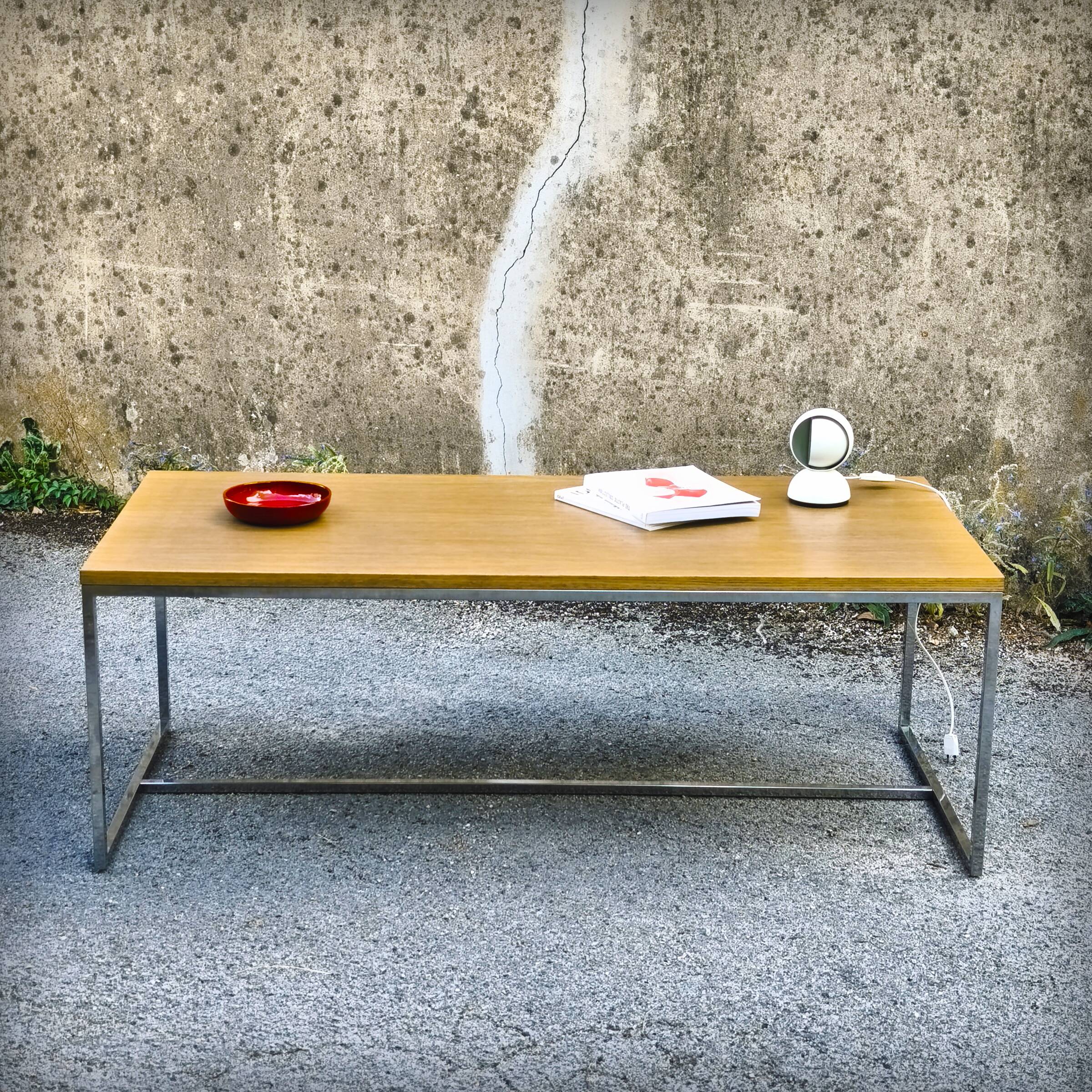 XXL coffee table in oak and chrome steel