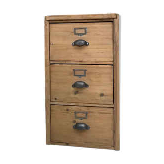 3-drawer craft furniture.