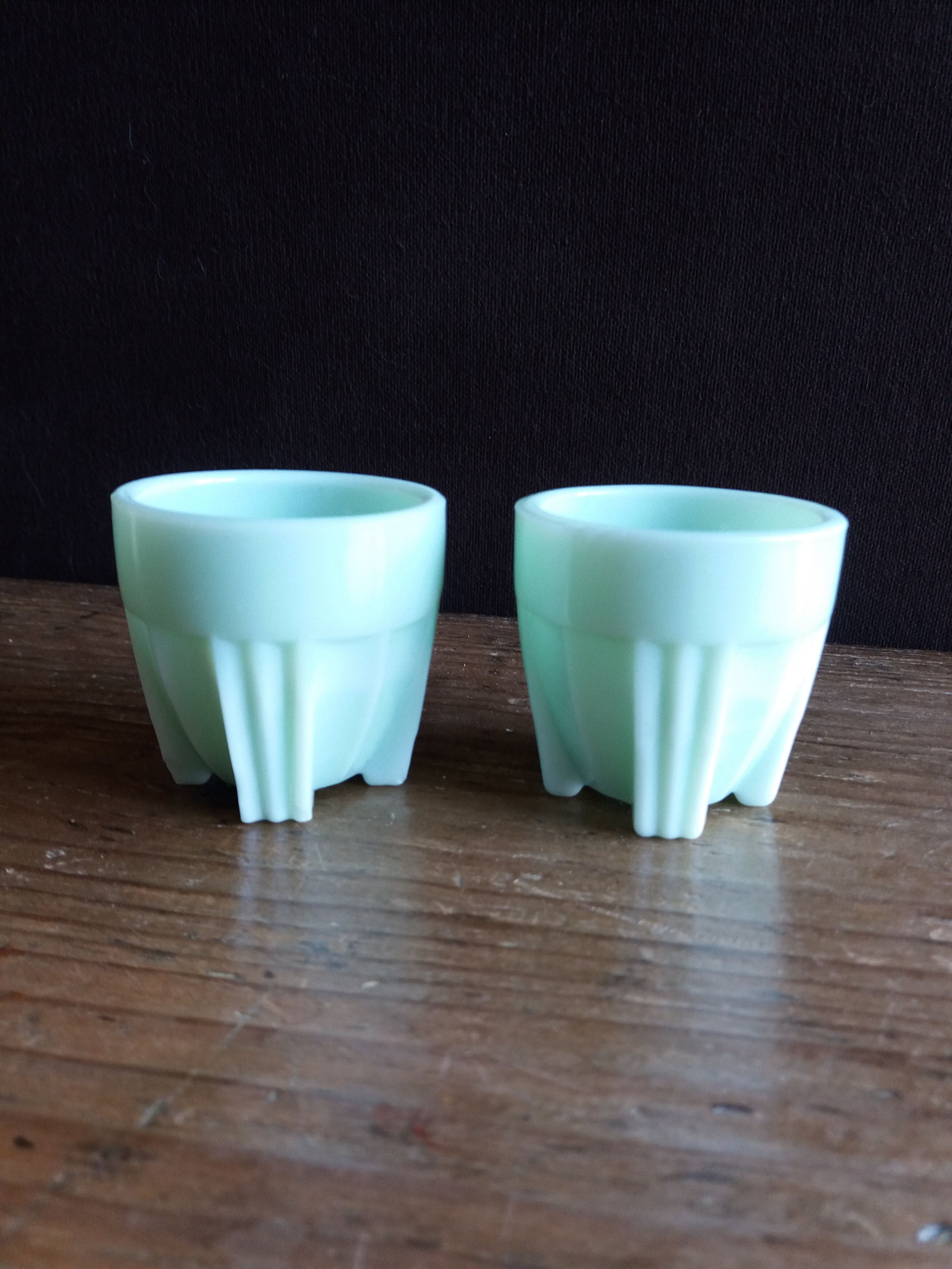 2 pale green art deco opaline shells