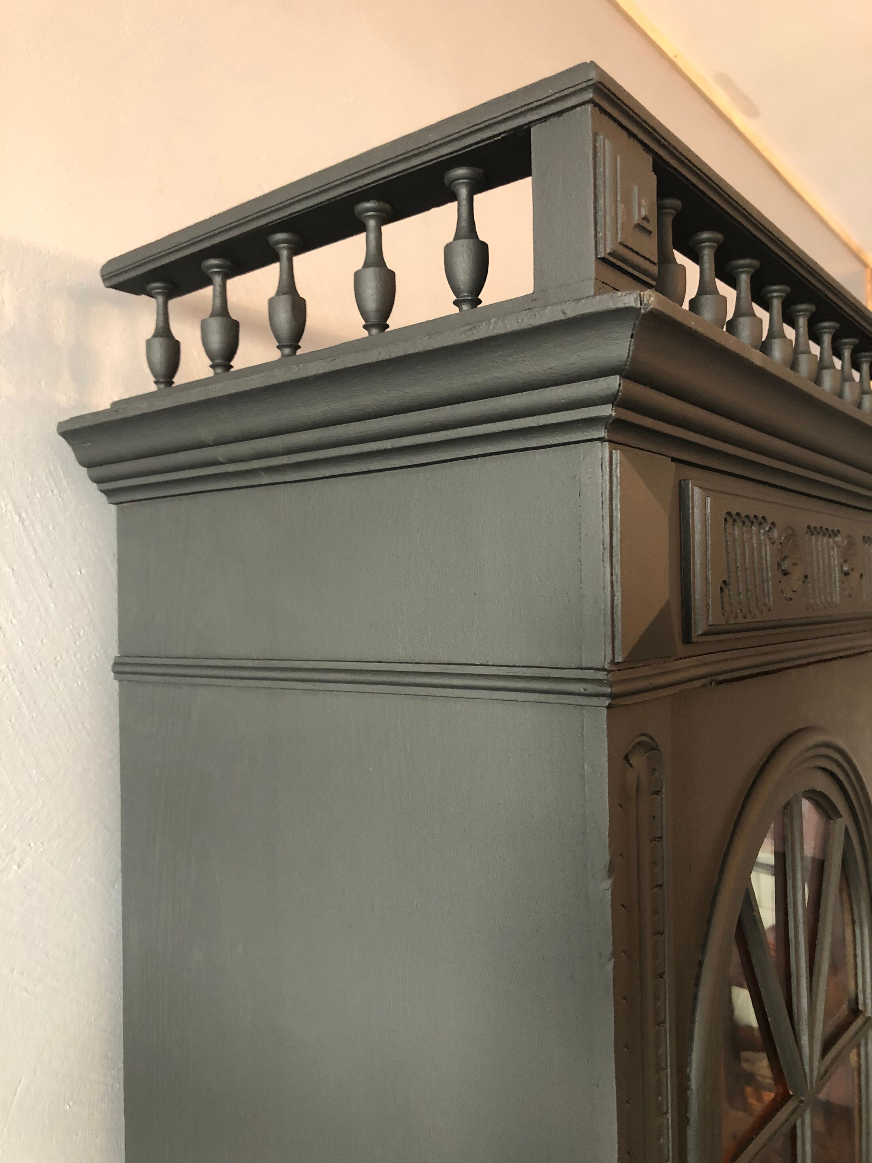 Glass-glazed arcades