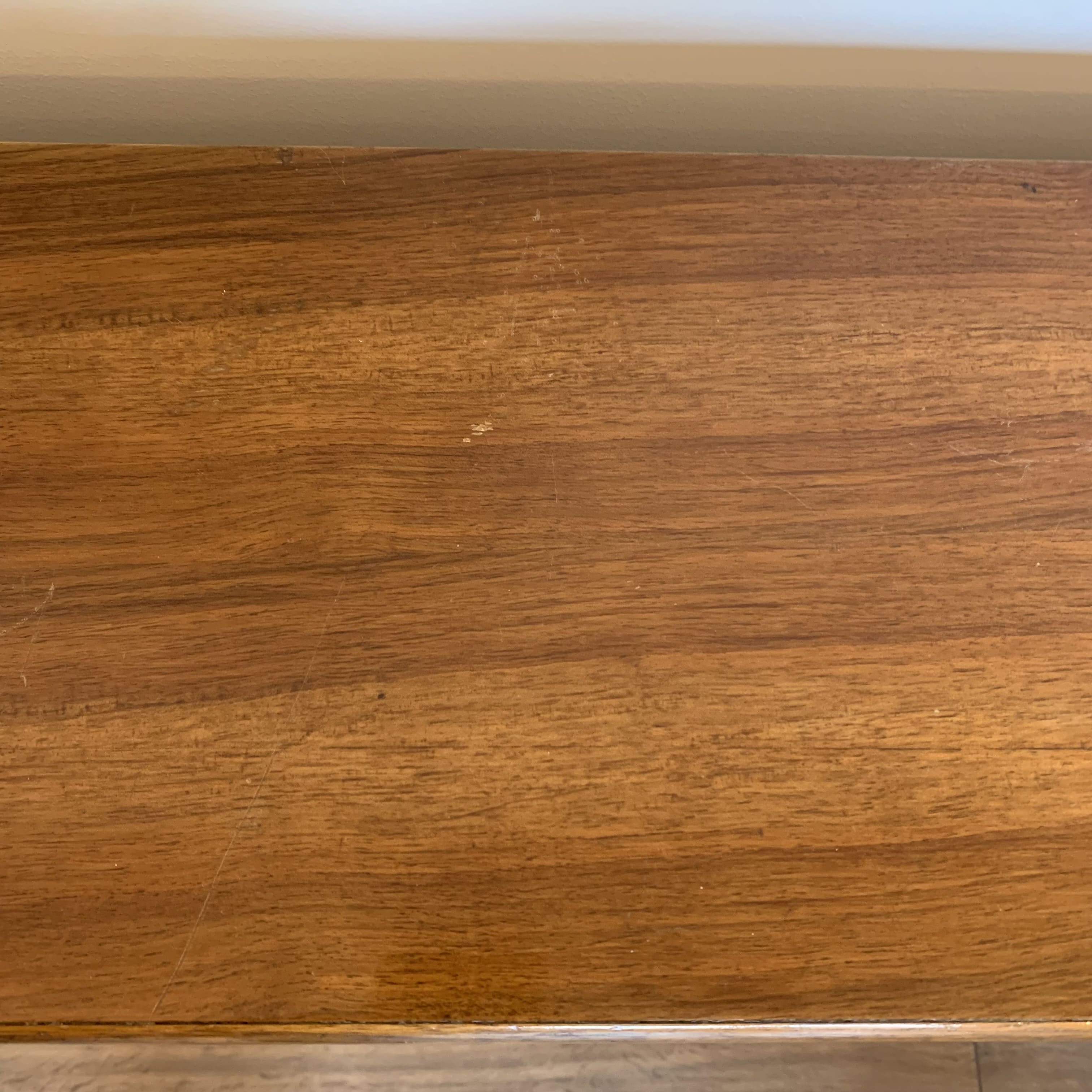 Showcase in wood and glass