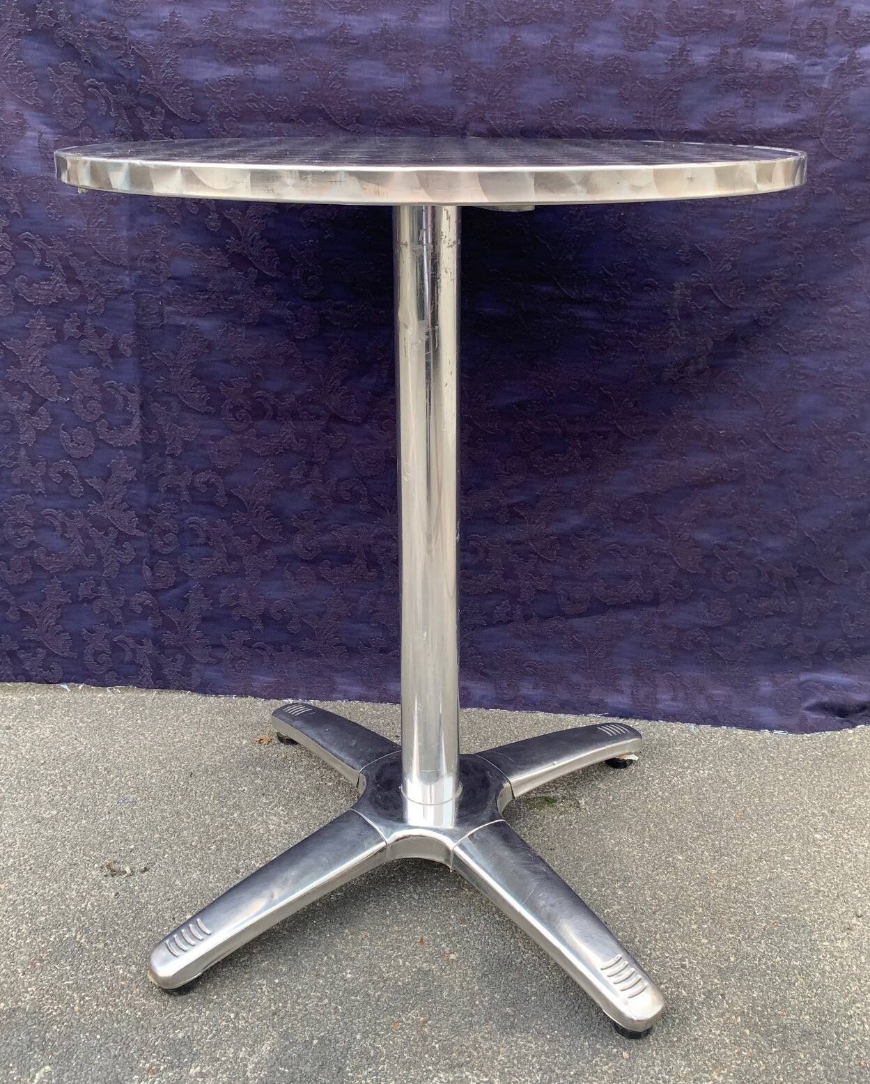 Table de terrasse