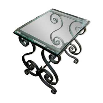 Beautiful wrought iron side table.